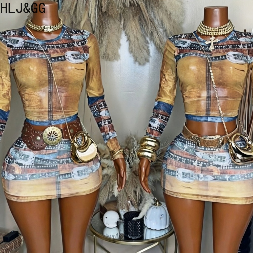 Vintage Fashion Trends - مجموعة ملابس نسائية من قطعتين من