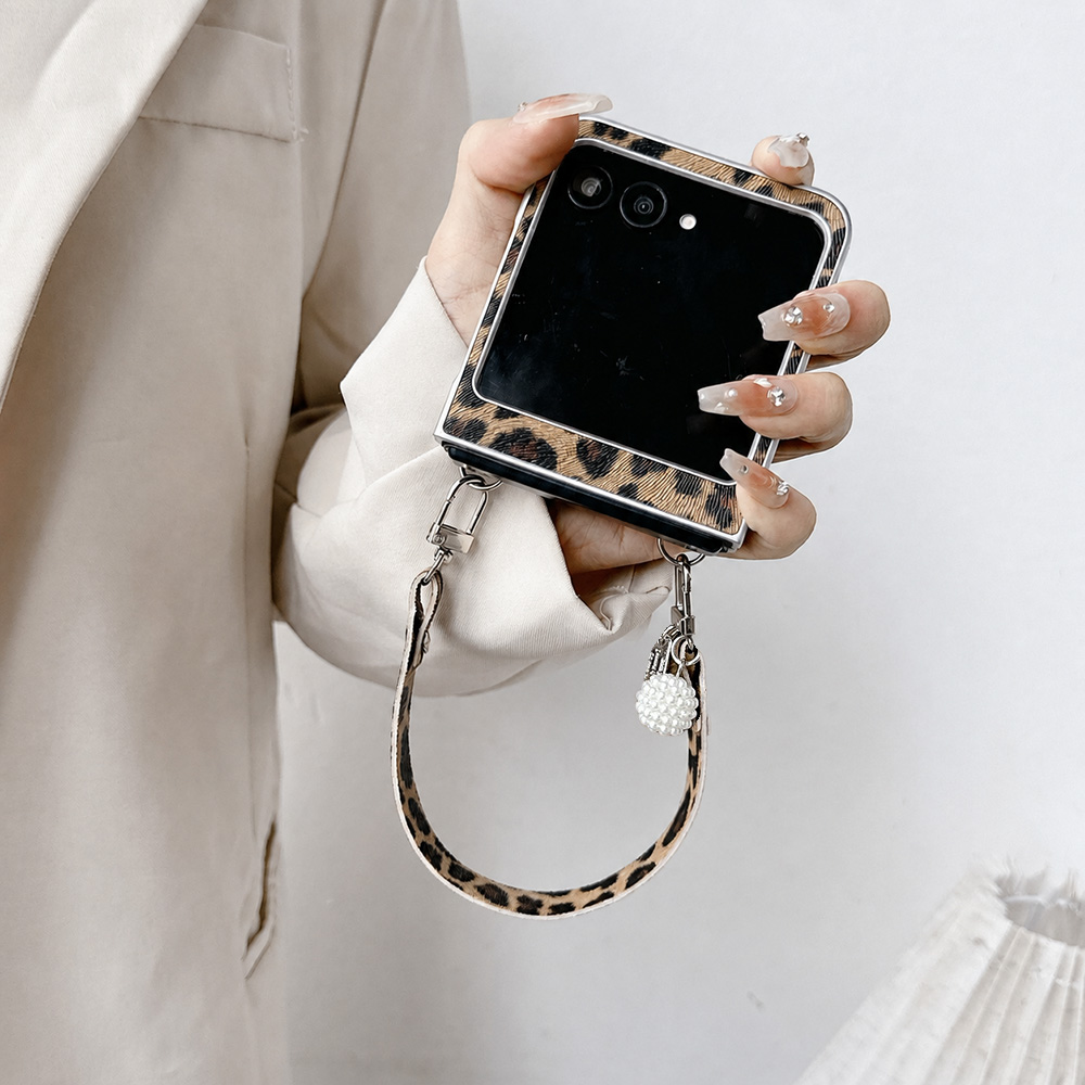 حافظة هاتف قابلة للطي بطبعة جل - مراجعة Vintage Fashion For Women وسعره