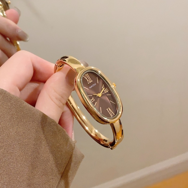 ساعة يد نسائية كوارتز بتصميم ر - مراجعة Vintage Fashion Watches وسعره
