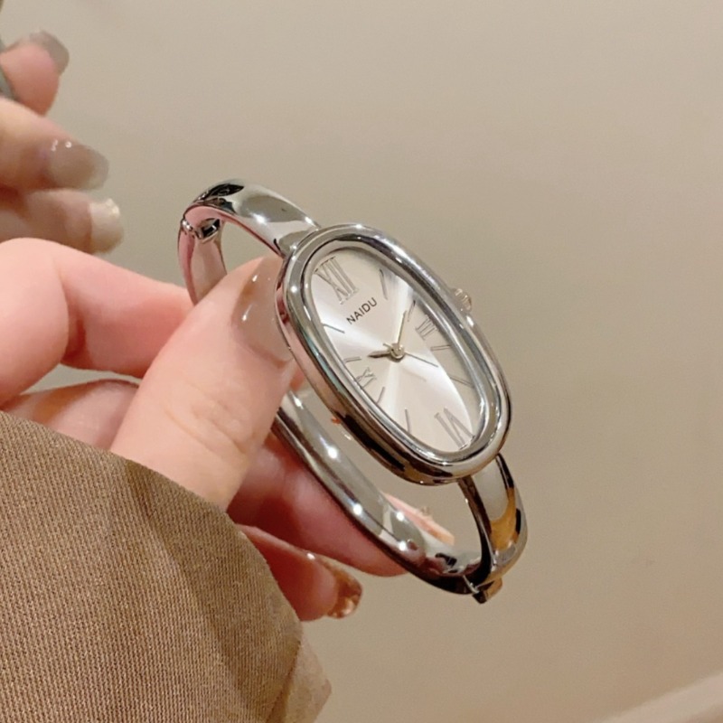 ساعة يد نسائية كوارتز بتصميم ر - مراجعة Vintage Fashion Watches وسعره