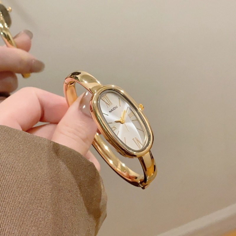 ساعة يد نسائية كوارتز بتصميم ر - مراجعة Vintage Fashion Watches وسعره