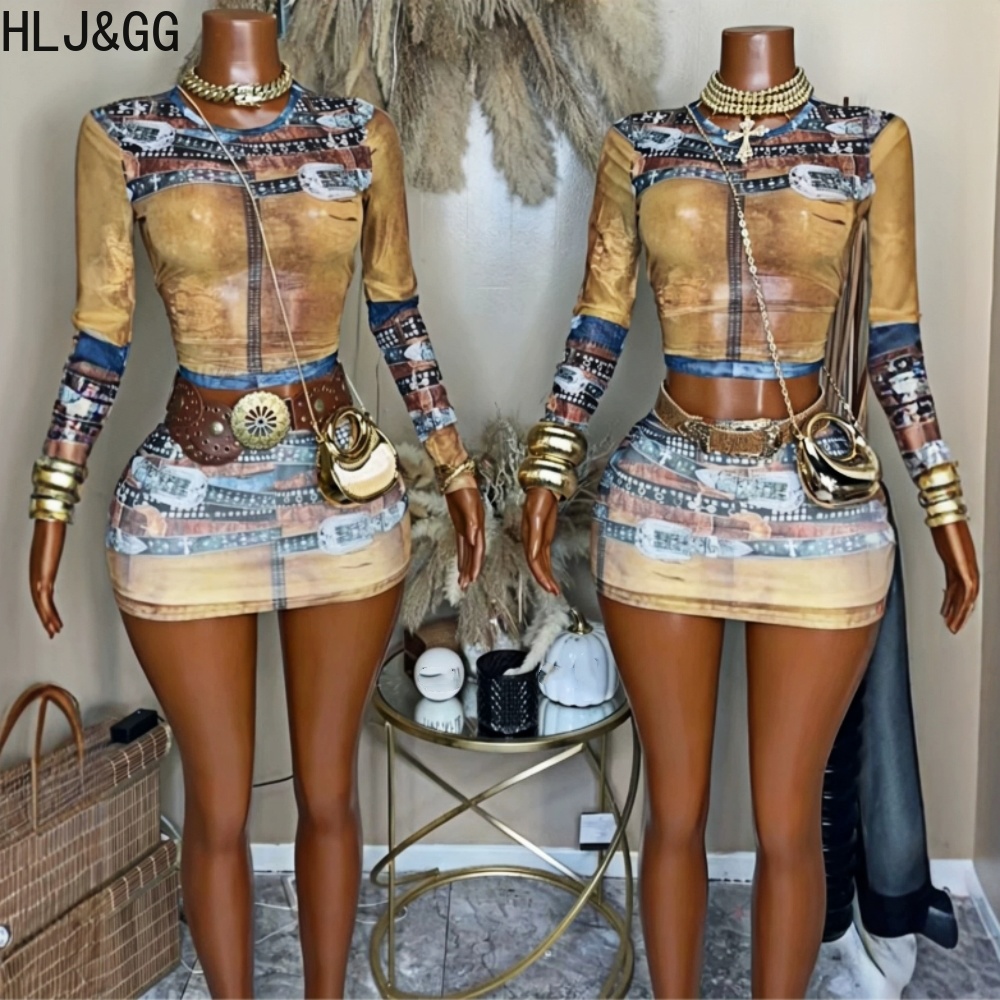 مجموعة ملابس نسائية من قطعتين  - مراجعة Vintage Fashion Trends وسعره