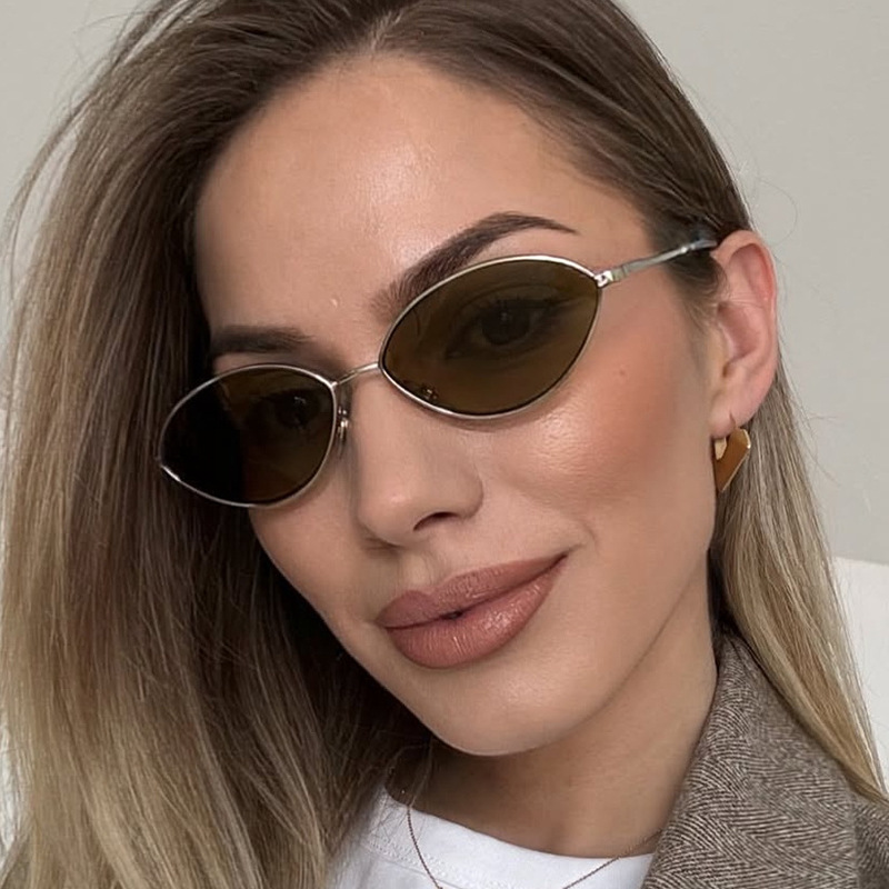 الرجعية القط العين امرأة النظا - مراجعة Vintage Fashion Trends وسعره